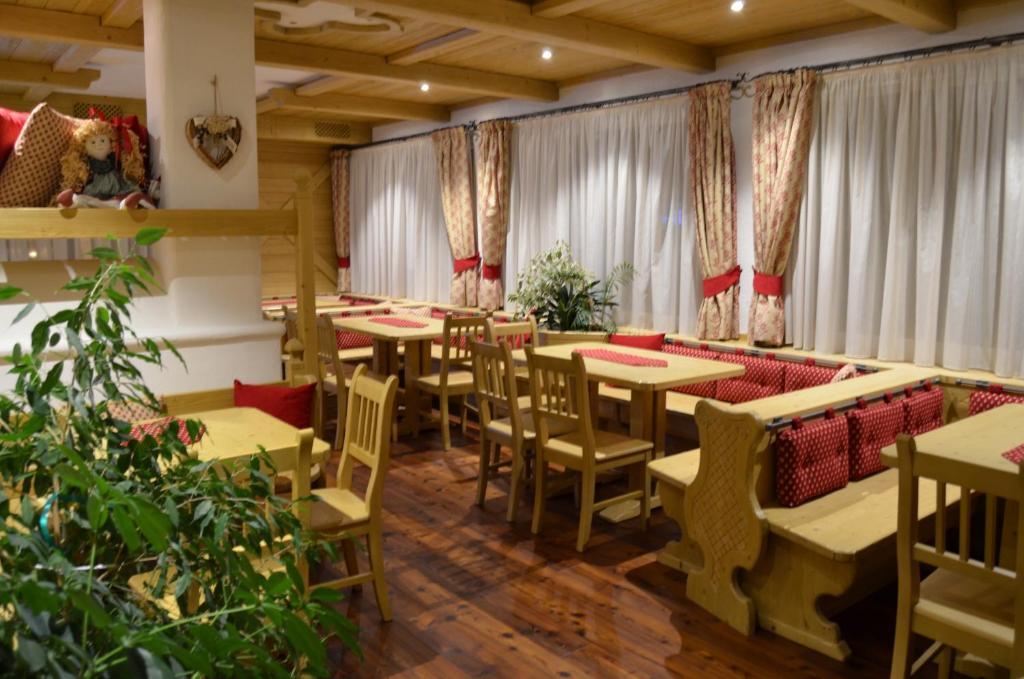Ladina Hotel Campitello di Fassa