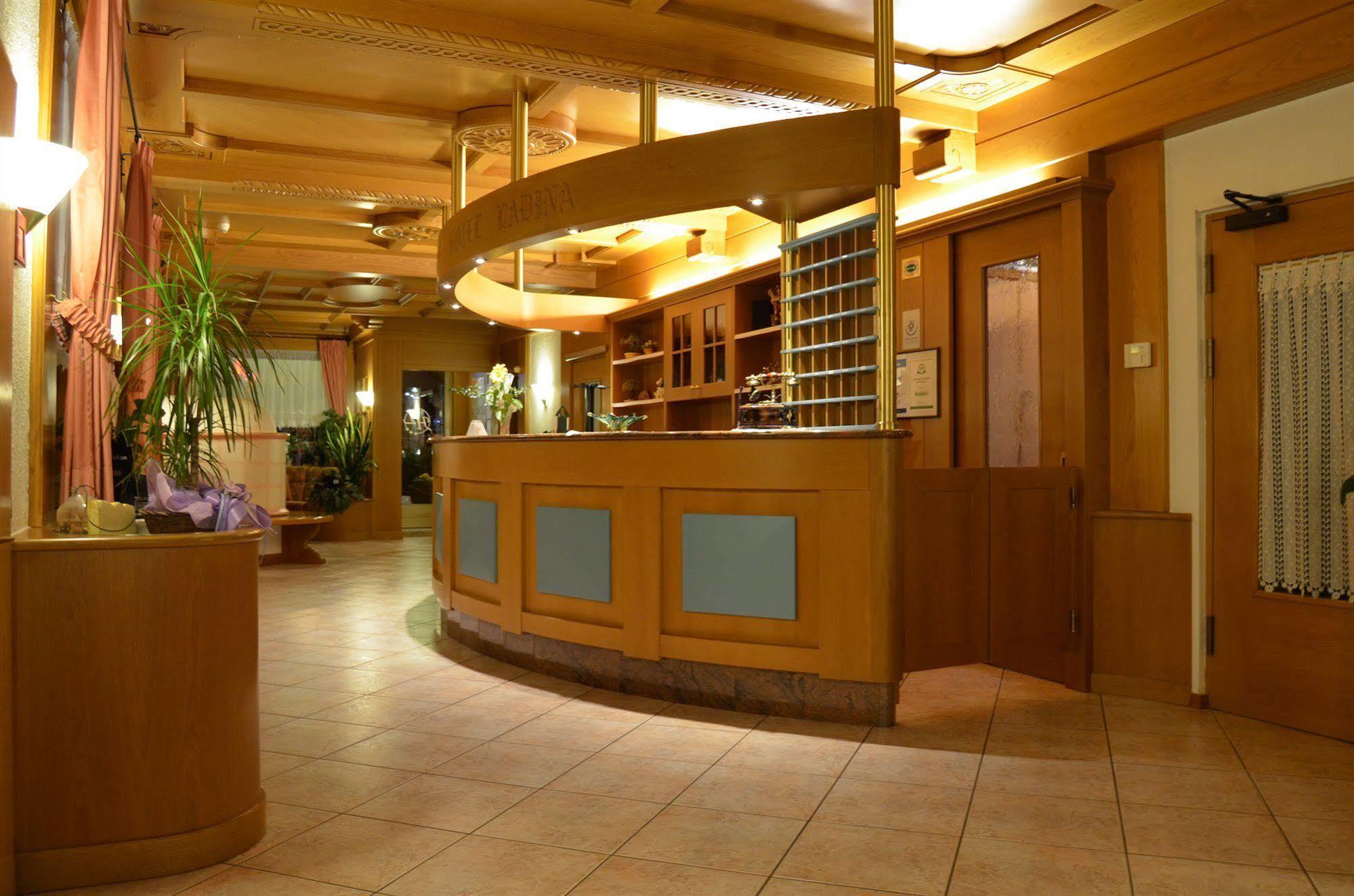 Hotel Ladina Campitello di Fassa